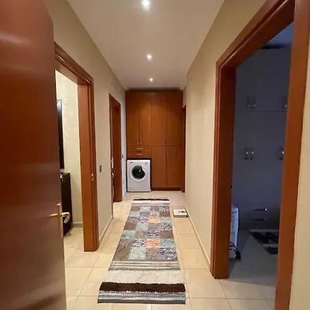 Stylish Apartmán Tirana