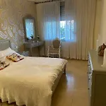 Apartment Stylish Tirana